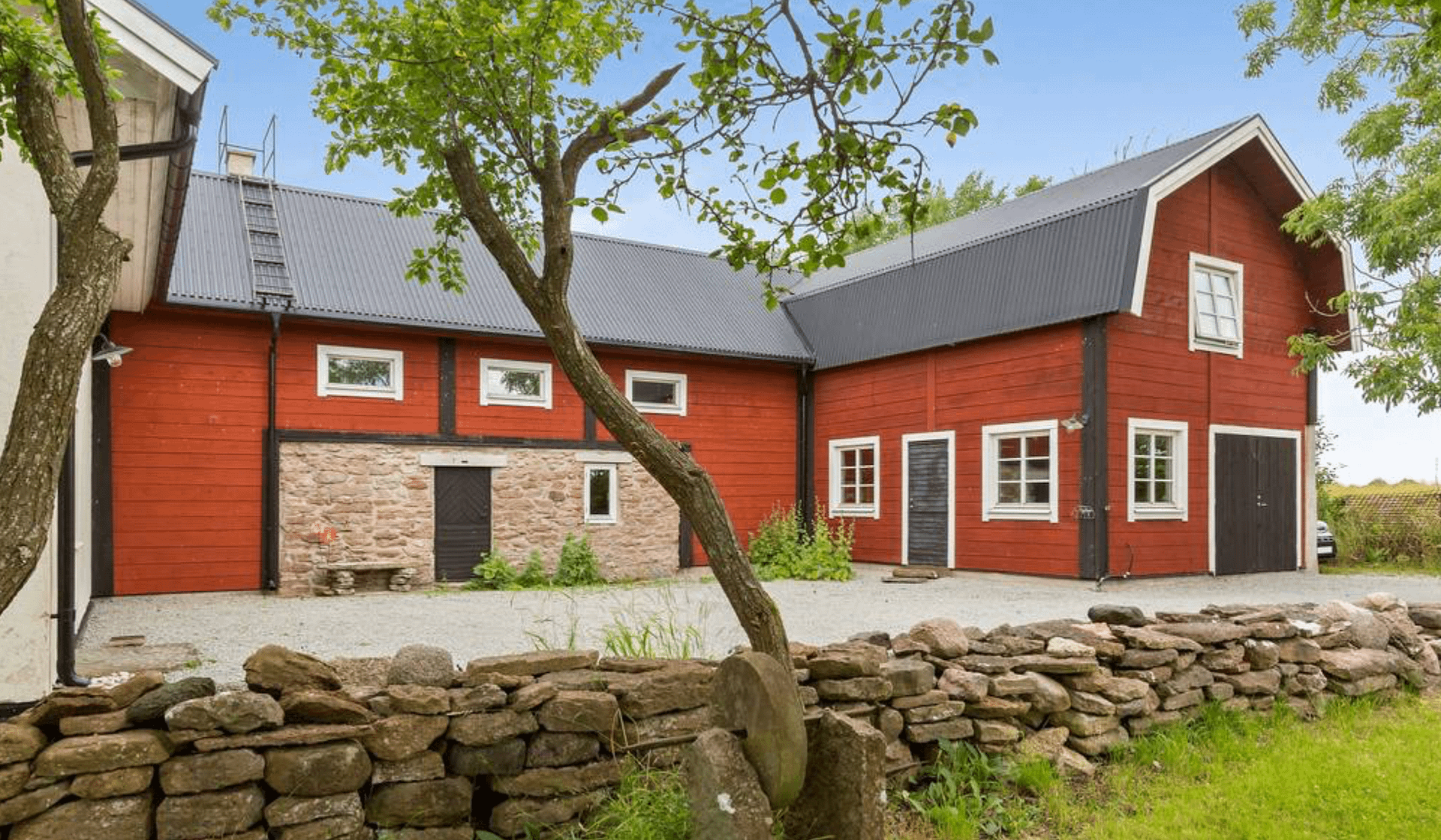 Unieke Zweedse woning met stuga op Öland