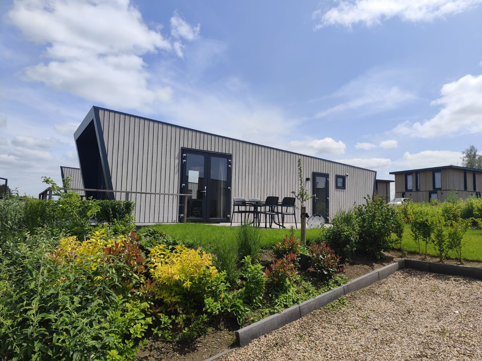 Uniek: 4-Persoons nieuwbouw chalet met eigen staplaats voor de camper!
