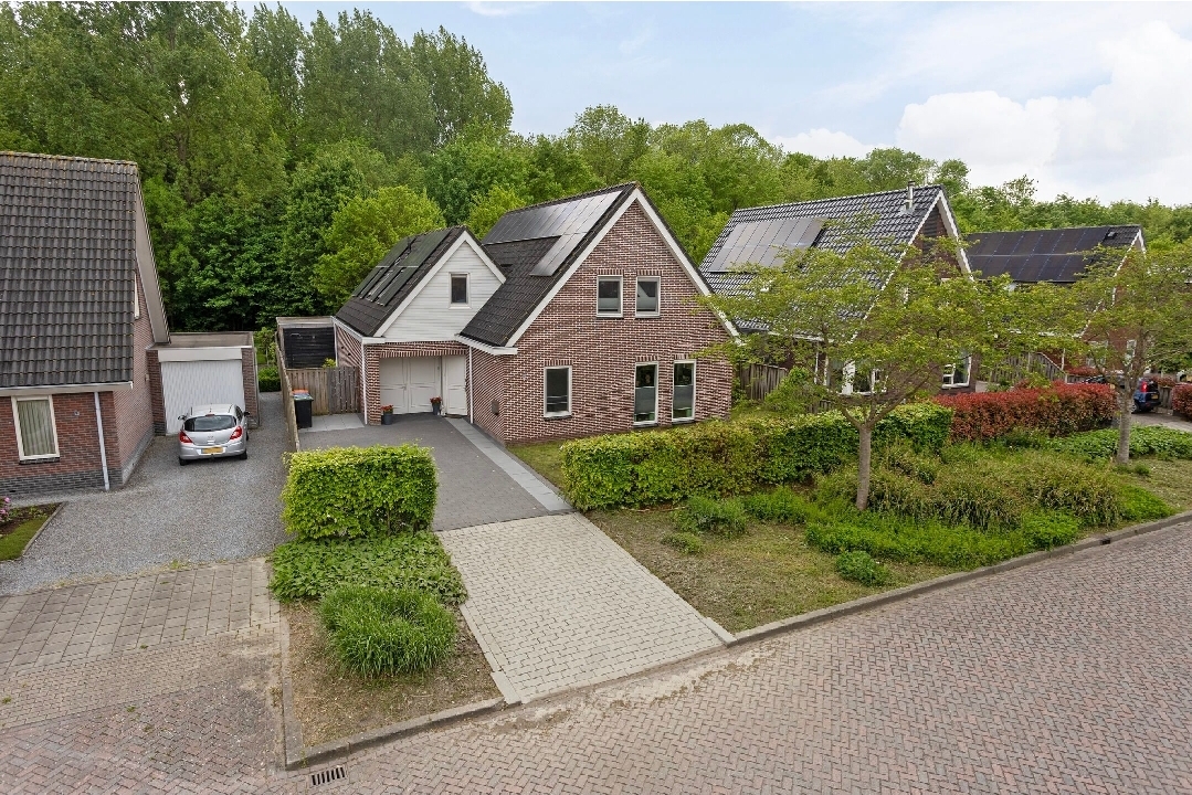 Droomhuis aan de bosrand 🌳 Jacuzzi, sauna, 4 slaapkamers & energielabel A.