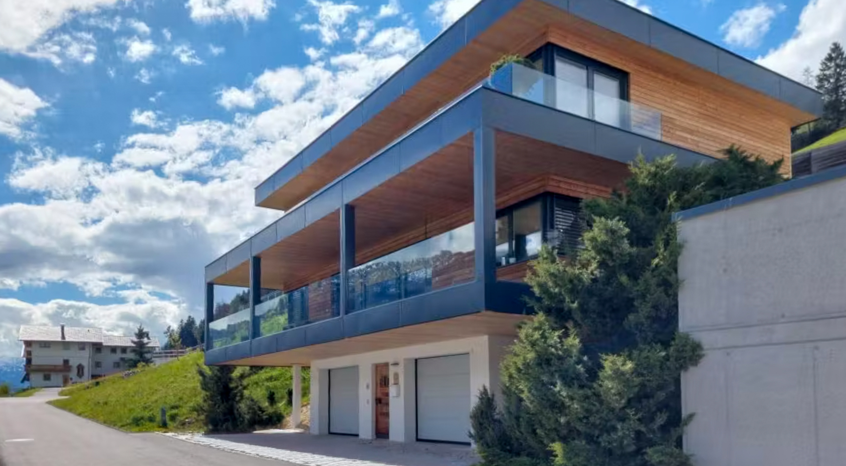 Hypermoderne villa met adembenemend bergpanorama in het zonnige Ost-Tirol, vlakbij Lienz