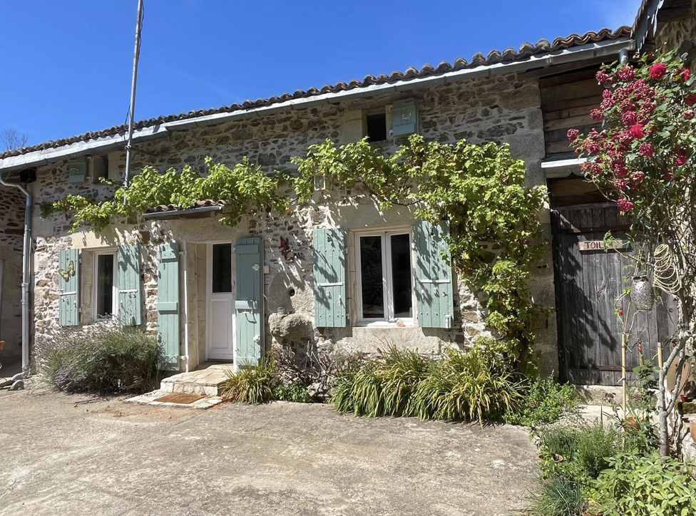 Ontdek de Onontdekte Parel: Domaine Rocheux – 3 Vakantieverblijven